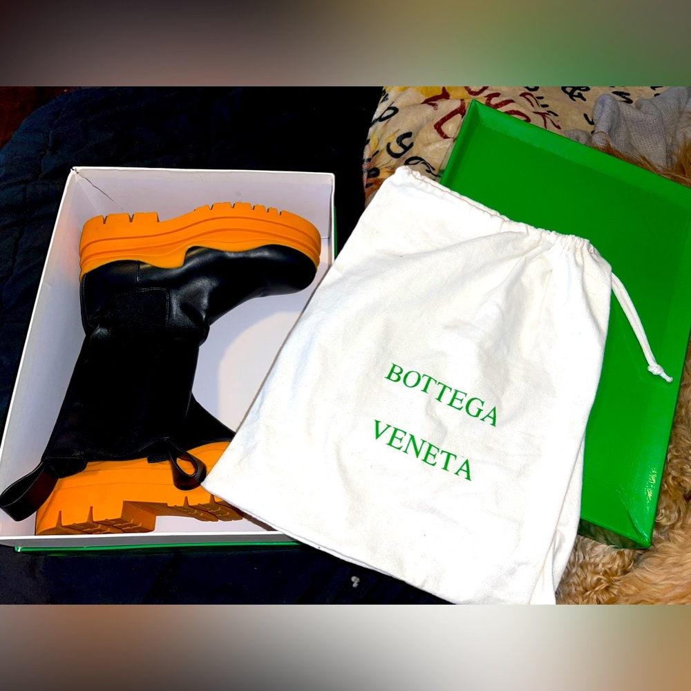 Bottega Veneta Chelsea Boots Leather (Calf)